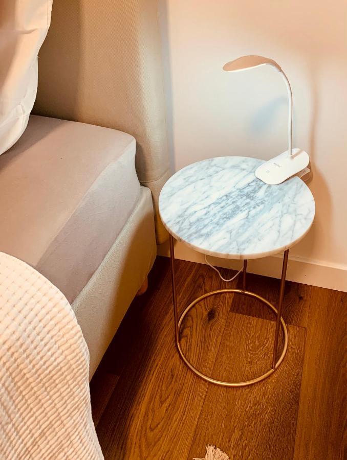 Gaestehaus Zur Uni Klinik Exklusives Apartment Mit Kueche Und Badezimmer Homburg  Ngoại thất bức ảnh
